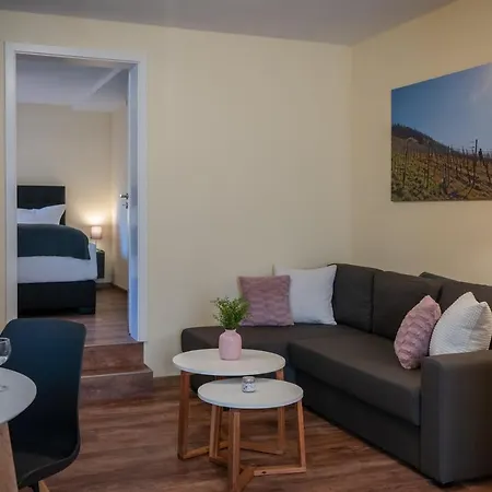 Reinhilde Apartment