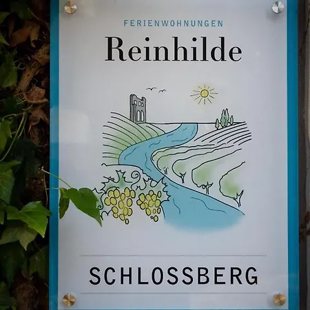Reinhilde Apartment